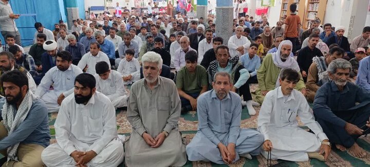 تصاویر/ اقامه نمازجمعه شهر ریگان