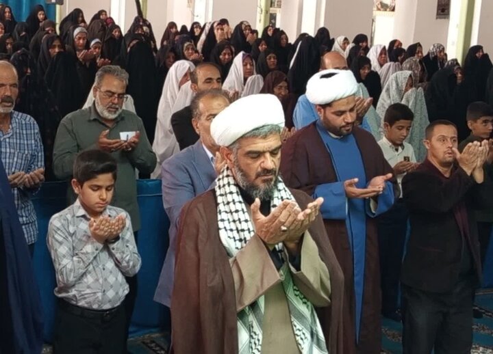 تصاویر/ اقامه نمازجمعه شهر یزدان آباد