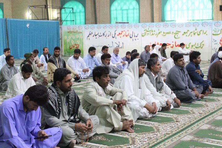تصاویر/ آیین عبادی سیاسی نماز جمعه دلگان