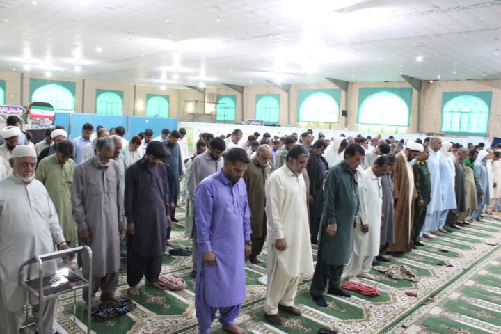 تصاویر/ آیین عبادی سیاسی نماز جمعه دلگان