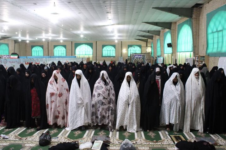 تصاویر/ آیین عبادی سیاسی نماز جمعه دلگان