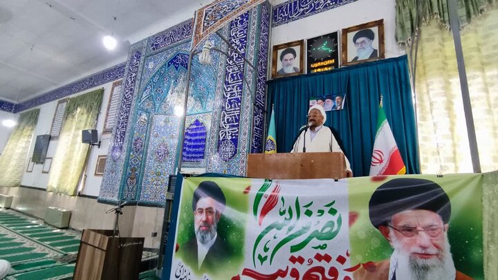 تصاویر/ اقامه نمازجمعه شهر بهرمان