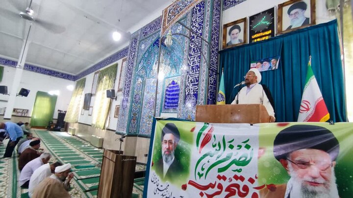 تصاویر/ اقامه نمازجمعه شهر بهرمان