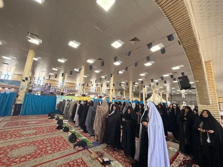 تصاویر/ اقامه نمازجمعه شهر پاریز