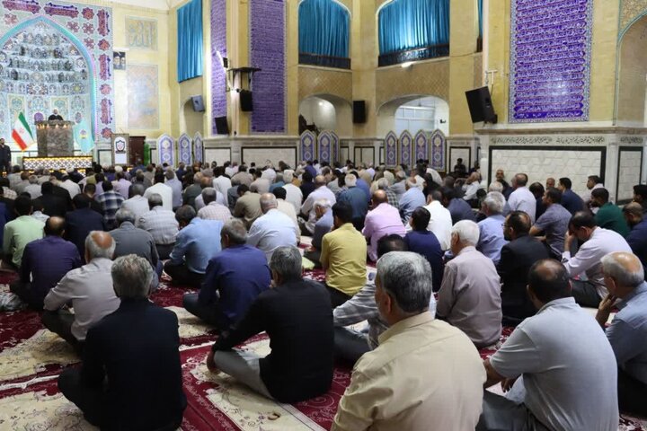 تصاویر/ اقامه نمازجمعه شهر بم