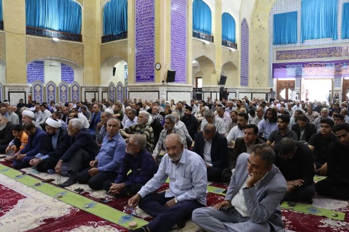 تصاویر/ اقامه نمازجمعه شهر بم