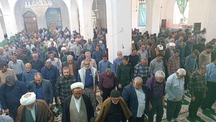 تصاویر/نماز عبادی سیاسی جمعه بخش کویرات