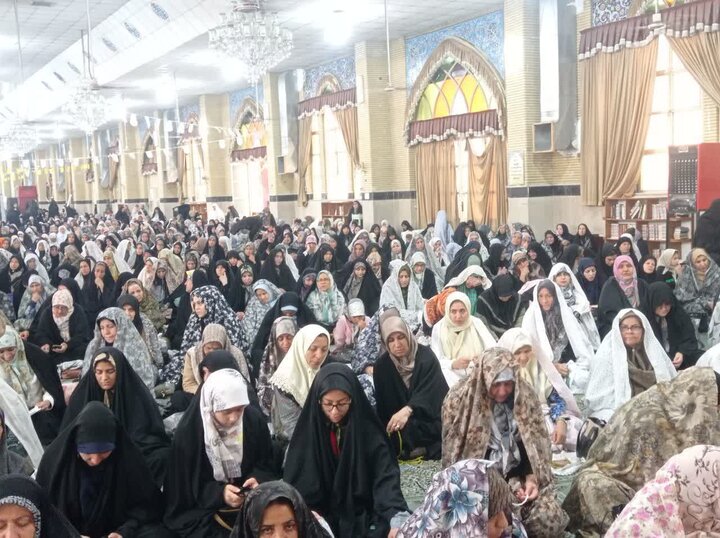 تصاویر/ اقامه نماز جمعه در پاکدشت