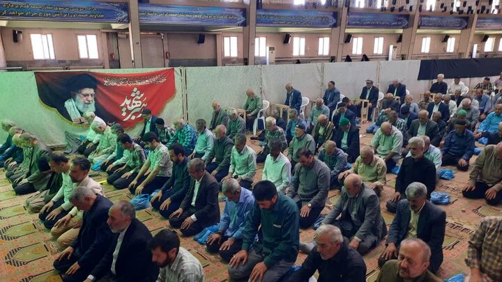 تصاویر/اقامه نماز عبادی سیاسی جمعه در خمین