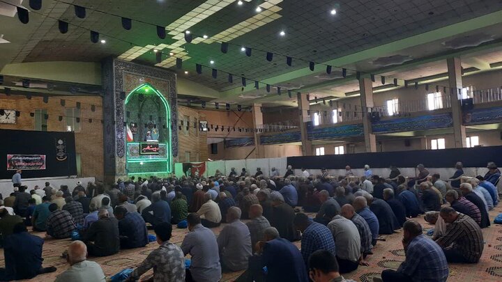تصاویر/اقامه نماز عبادی سیاسی جمعه در خمین
