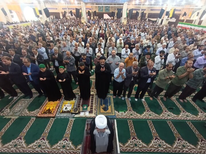نمازجمعه بندر بوشهر به روایت تصاویر