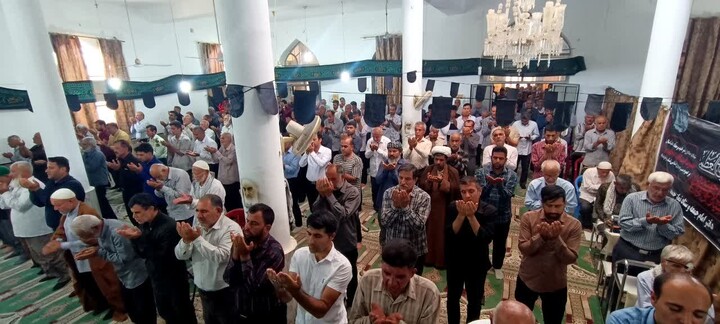 نماز جمعه آب‌پخش به روایت تصویر