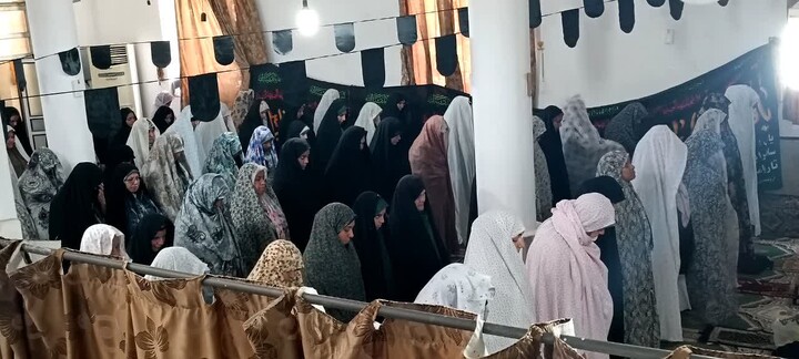 نماز جمعه آب‌پخش به روایت تصویر