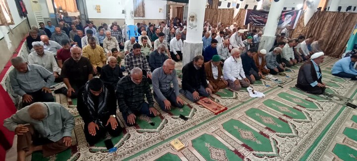 نماز جمعه آب‌پخش به روایت تصویر