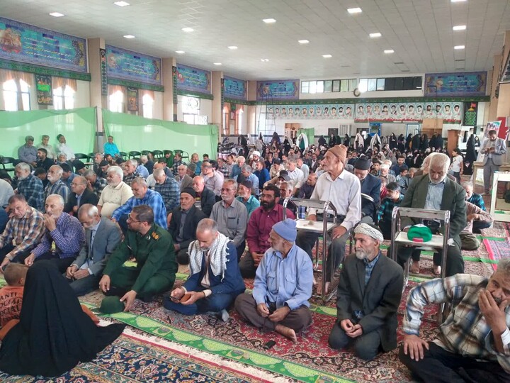 تصاویر| نماز جمعه عبادی سیاسی خوسف