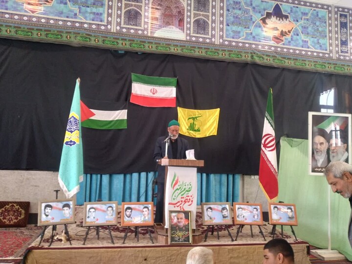 تصاویر| نماز جمعه عبادی سیاسی خوسف