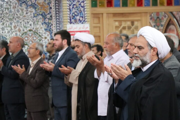تصاویر/ اقامه نمازجمعه شهر جلفا