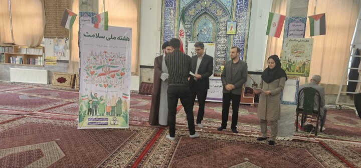تصاویر/ اقامه نمازجمعه شهر سلطانیه