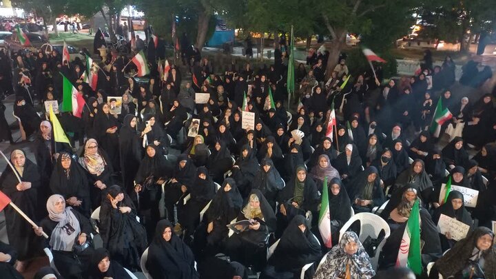 تصاویر/ ایستادگی مردم ولایتمدار و انقلابی شهرستان گرمسار