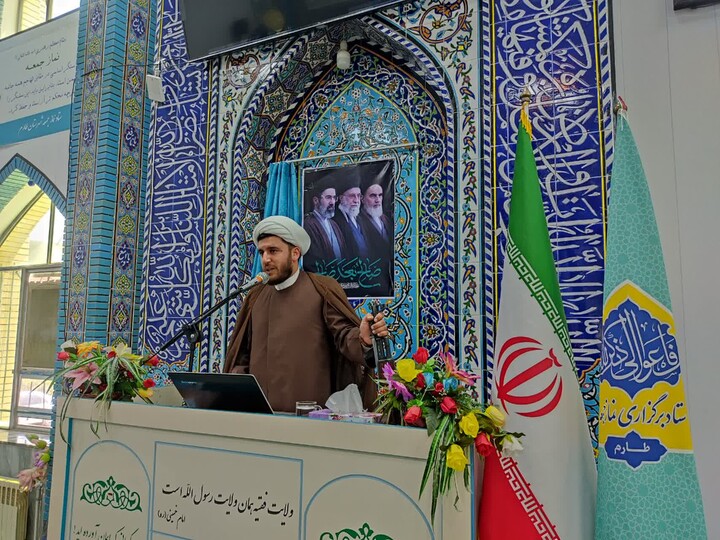 تصاویر/ اقامه نمازجمعه شهر طارم