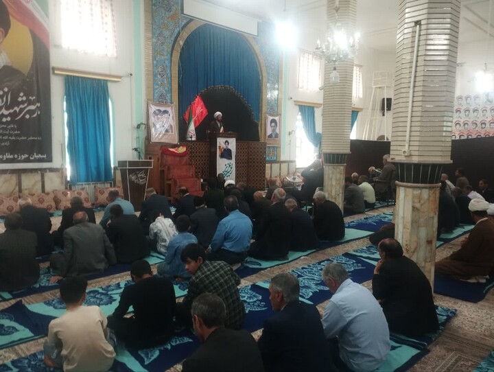 تصاویر/ اقامه نمازجمعه شهر لیلان
