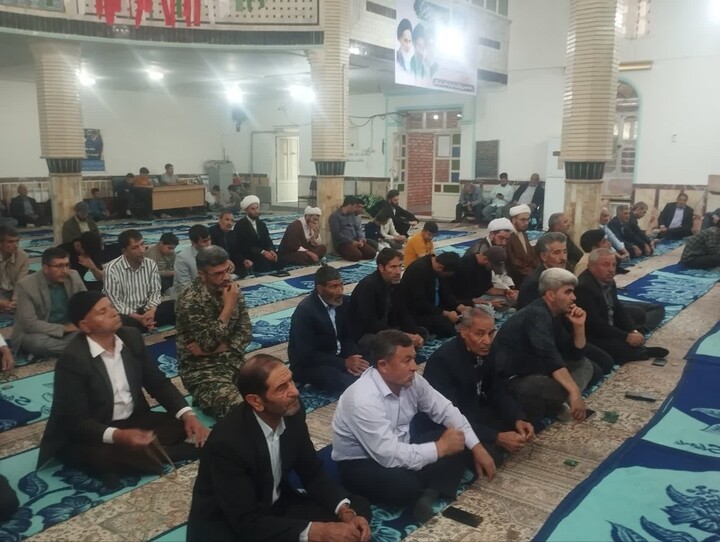 تصاویر/ اقامه نمازجمعه شهر لیلان