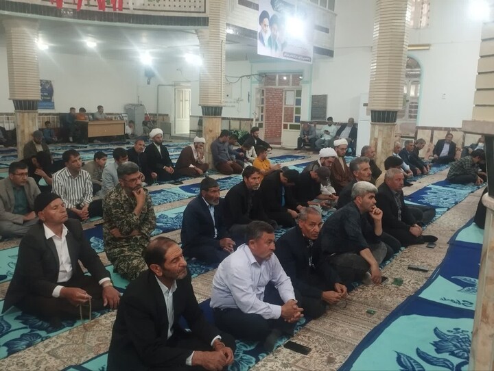 تصاویر/ اقامه نمازجمعه شهر لیلان