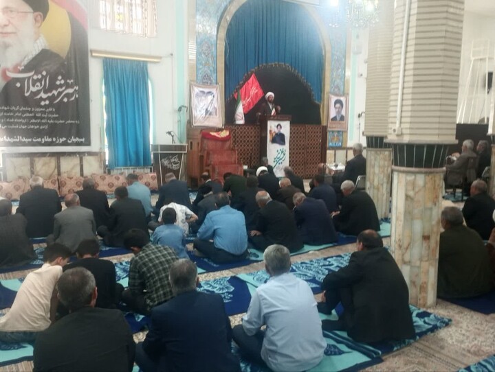 تصاویر/ اقامه نمازجمعه شهر لیلان
