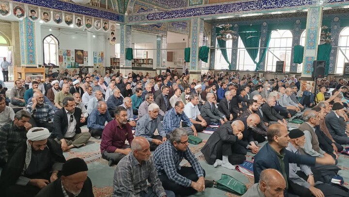 تصاویر/ اقامه نمازجمعه شهر میانه