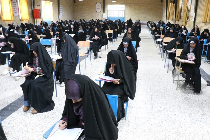 تصاویر/بیست و یکمین دوره آزمون ارزیابی حافظان قرآن کریم در استان کرمان برگزار