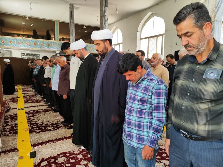 تصاویر/ نمازعبادی سیاسی جمعه قمصر