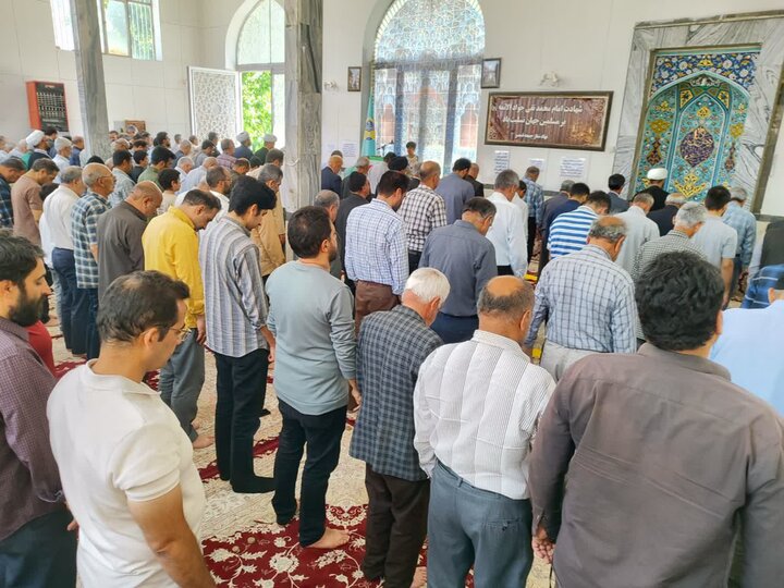 تصاویر/ نمازعبادی سیاسی جمعه قمصر