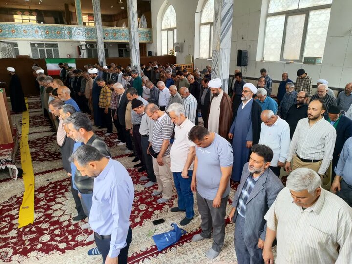 تصاویر/ نمازعبادی سیاسی جمعه قمصر