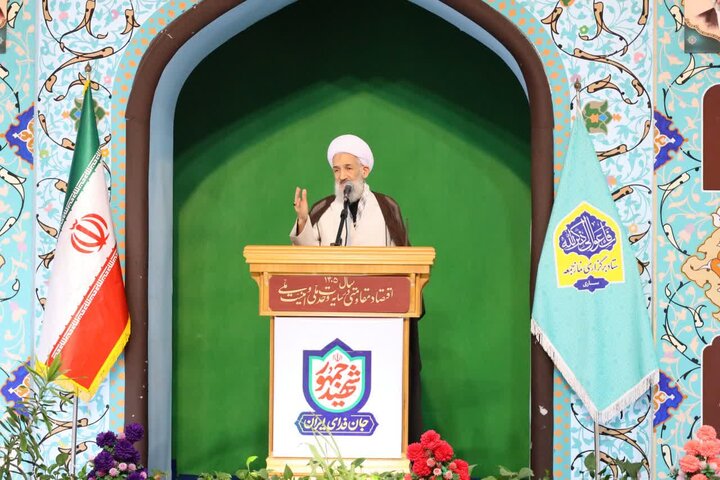 تصاویر/ نماز عبادی سیاسی جمعه در شهرستان ساری