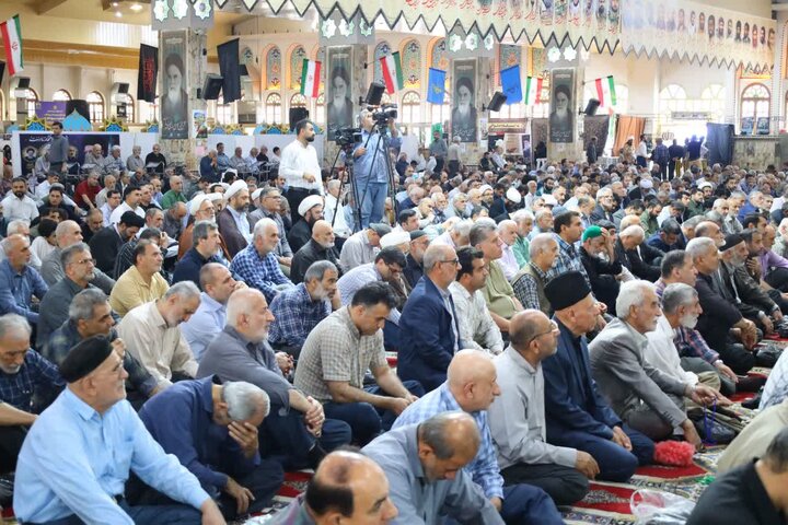 تصاویر/ نماز عبادی سیاسی جمعه در شهرستان ساری