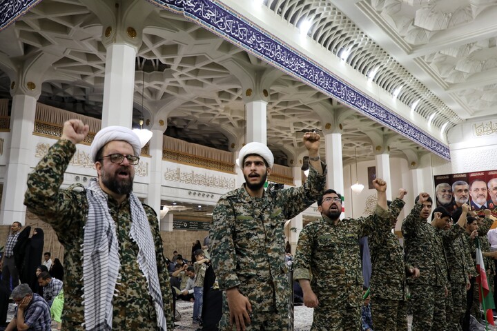تصاویر/ اجتماع عظیم حوزویان و امت حزب الله در حمایت از شیعیان مظلوم منطقه(بحرین،کویت،امارات و...)