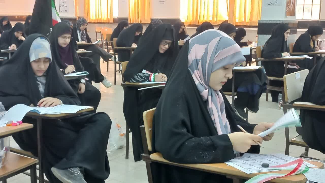 بیستمین دوره ارزیابی و اعطای مدرک تخصصی به حافظان قرآن کریم در کاشان برگزار شد