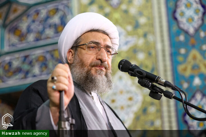 بهبود معیشت مردم، از اولویت‌های دولت باشد