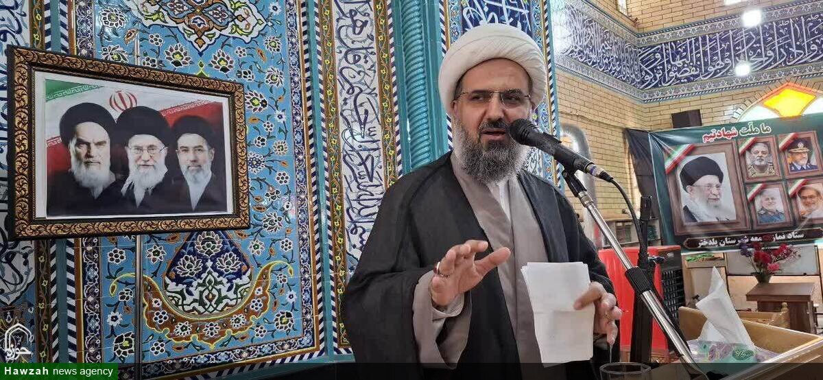 حضور همه مسئولان در شب‌های اقتدار و ایستادگی، تقدیر از مردم است