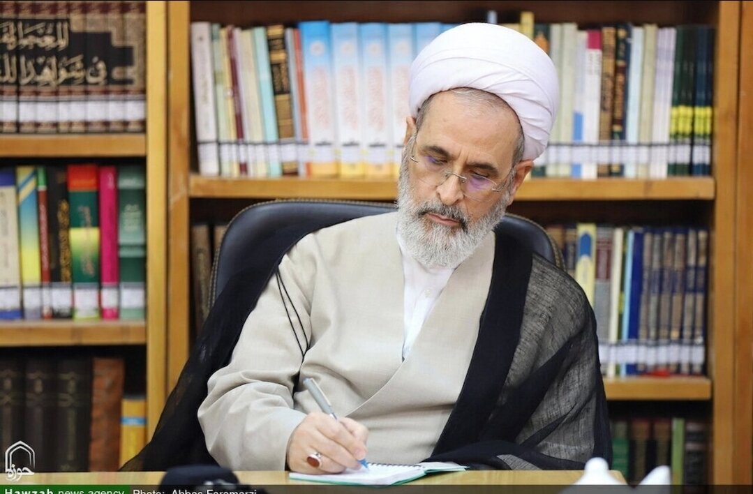 شعر فارسی همواره پرچمدار حماسه و ایستادگی بوده است / هر صدایی که بر اتحاد ملت خدشه کند، ابزار استکبار است شعر فارسی همواره پرچمدار حماسه و ایستادگی بوده است / هر صدایی که بر اتحاد ملت خدشه کند، ابزار استکبار است