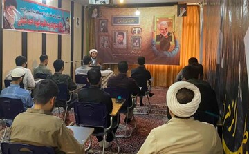 دشمنان با جنگ اقتصادی و شناختی در پی تضعیف انسجام ملی هستند