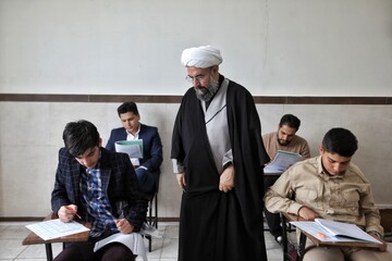 رقابت ۳۰۰ حافظ آذربایجان شرقی در کنکور قرآنی + عکس