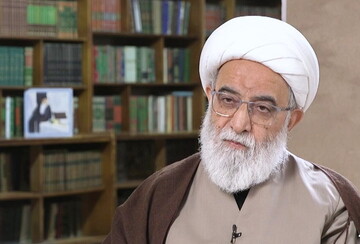 تشکر آیت‌الله شب‌زنده‌دار از جهادِ فی سبیل‌الله طلاب و فضلای جهادگر / «هویت جهادی» فلسفه وجودی حوزه علمیه است
