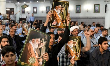 تصاویر/ مراسم گرامیداشت اربعین شهادت امیر موسوی در حرم حضرت عبدالعظیم(ع)