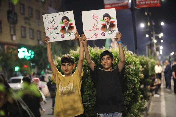 تصاویر/ رزم پلاکاردی مردم مبعوث‌ شده‌ی شهرستان بابل