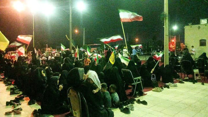 تصاویر/هفتاد و ششمین شب اجتماع باشکوه مردم نوش آباد در دفاع از وطن
