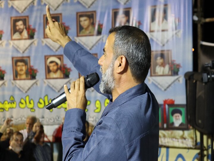تصاویر/ شکوه حماسه حضور مردم بردستان در میدان