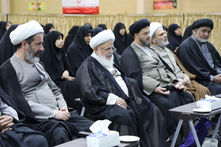 نشست مبلغین یزد با حضور نماینده آیت الله سیستانی