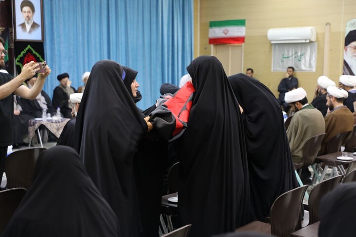 نشست مبلغین یزد با حضور نماینده آیت الله سیستانی
