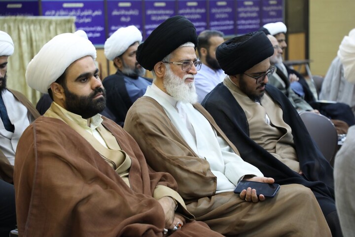 نشست مبلغین یزد با حضور نماینده آیت الله سیستانی